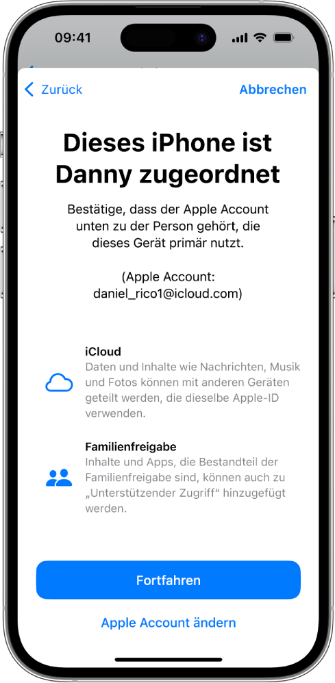 Ein iPhone mit dem Apple Account, der mit dem Gerät verknüpft ist, und Informationen über Funktionen von iCloud und der Familienfreigabe, die mit „Unterstützender Zugriff“ verwendet werden können.
