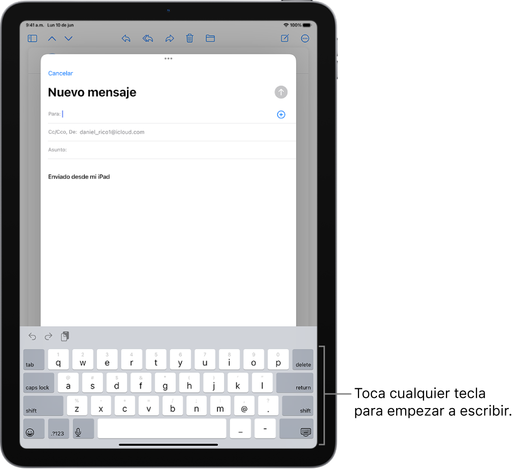 En la app Mail, hay abierto un correo electrónico en blanco. En teclado en pantalla está en la mitad inferior de la pantalla.